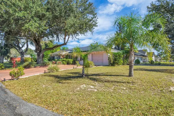105 OWEN CIR S, Auburndale, FL 33823