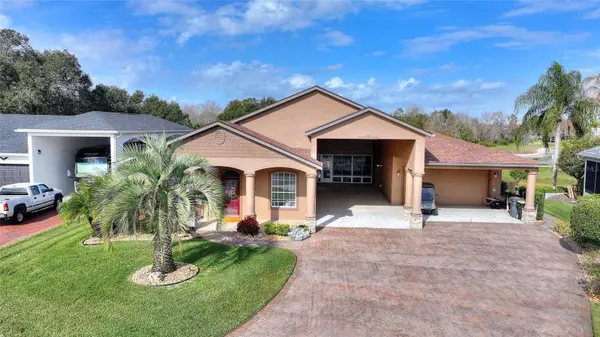 370 MEANDERING WAY, Polk City, FL 33868