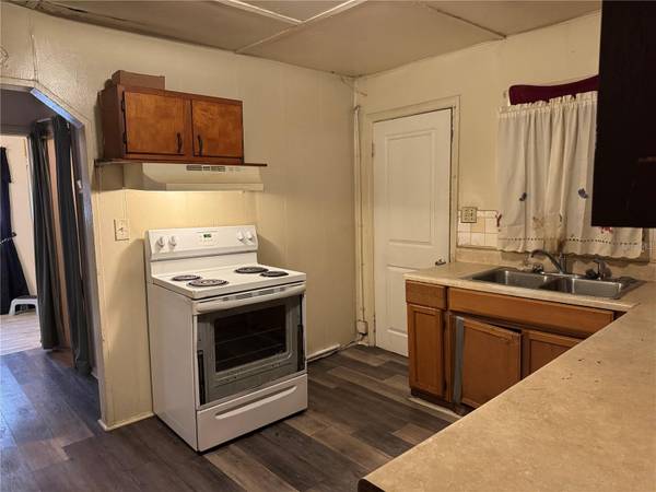 1049 PLATEAU AVE, Lakeland, FL 33815