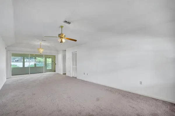 4938 COLONNADES CIR E, Lakeland, FL 33811