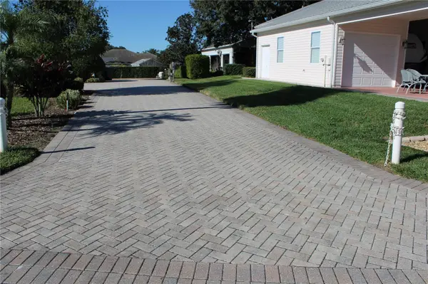 352 TRAVELERS DR, Polk City, FL 33868
