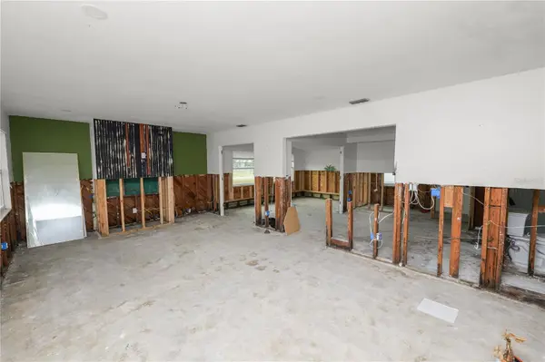 8100 OVERLOOK PL NE, St Petersburg, FL 33702