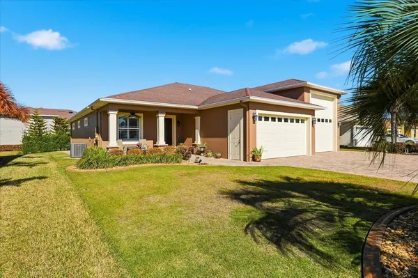 719 TEABERRY TRL, Polk City, FL 33868