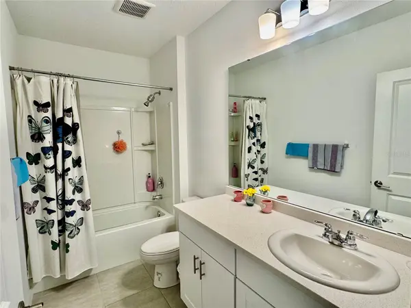 993 CALICO POINTE CIR, Groveland, FL 34736