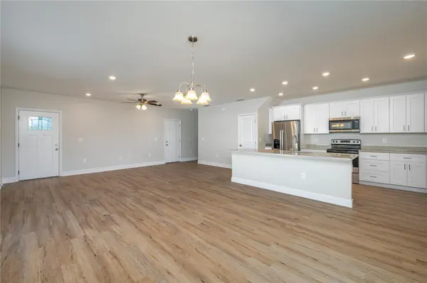 2169 SUTTON RIDGE AVE, Lakeland, FL 33810