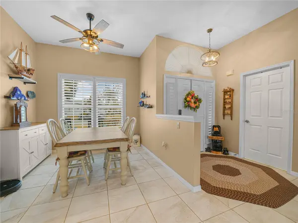 5888 SANDPIPERS DR, Lakeland, FL 33809