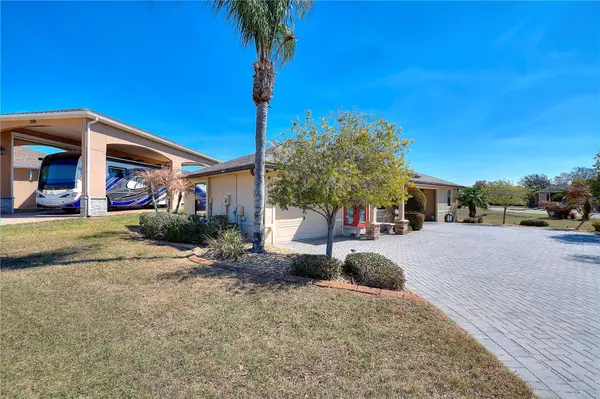 561 MEANDERING WAY, Polk City, FL 33868