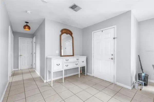 2584 EDMOND CIR, Auburndale, FL 33823