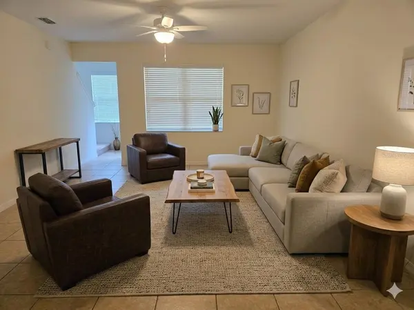3158 RODRICK CIR, Orlando, FL 32824