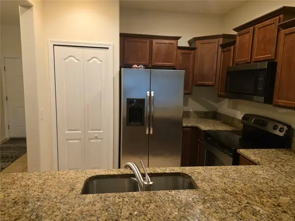 3158 RODRICK CIR, Orlando, FL 32824