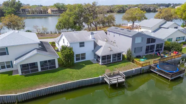 725 PENINSULAR DR, Lakeland, FL 33813