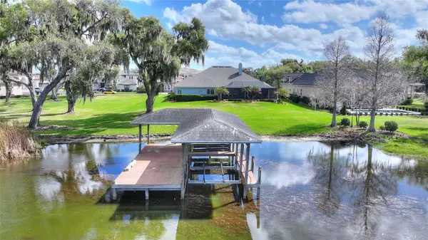 4848 ISLAND SHORES LN, Lakeland, FL 33809