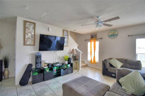 1533 MAJESTIC LN, Winter Haven, FL 33880