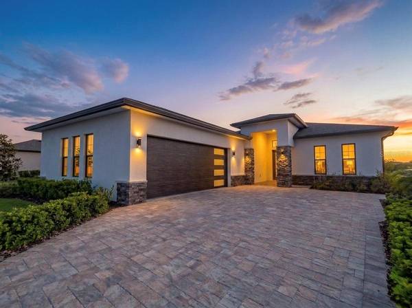 224 VALENCIA RIDGE DR, Auburndale, FL 33823