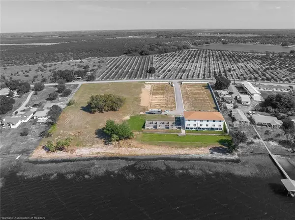 1900 OASIS BLVD, Sebring, FL 33870