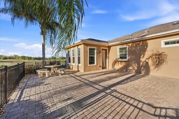 576 MEANDERING WAY, Polk City, FL 33868