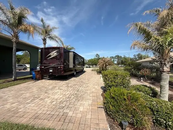 368 NOLANE LN, Polk City, FL 33868