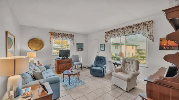 1600 W LAKE PARKER DR #B9, Lakeland, FL 33805