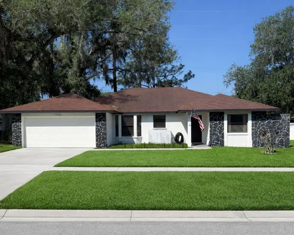 1413 SANDALWOOD DR, Plant City, FL 33563