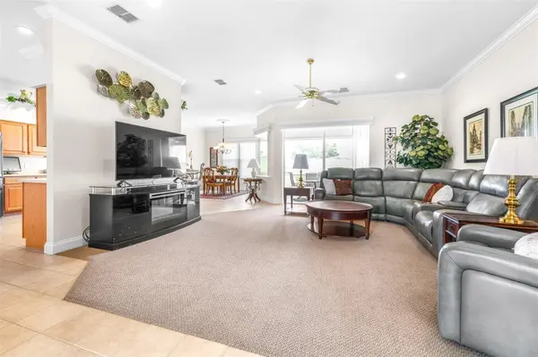 6758 HUNTINGTON HILLS BLVD, Lakeland, FL 33810