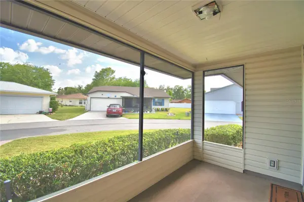 4828 SQUIRE HOLLOW DR, Lakeland, FL 33811