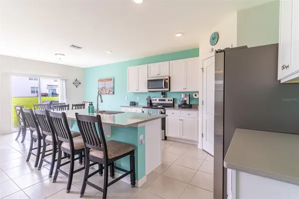 1328 DAISY FIELD DR, Winter Haven, FL 33884