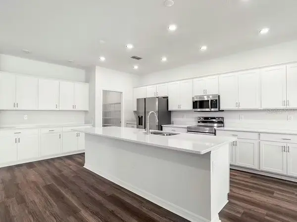 837 MARION OAKS LN, Ocala, FL 34473