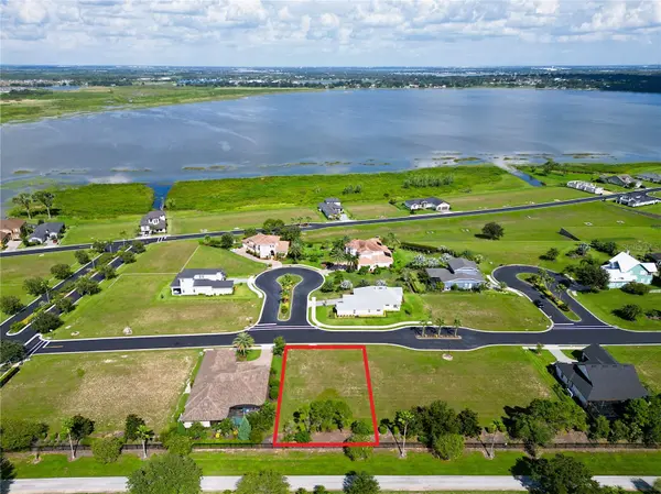 247 BLAZING STAR AVE, Lake Alfred, FL 33850