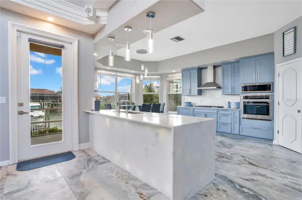 934 SYMPHONY ISLES BLVD, Apollo Beach, FL 33572