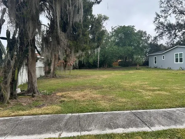 Lakeland, FL 33801