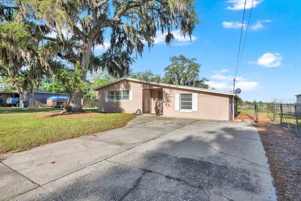 218 DENNIS AVE, Winter Haven, FL 33880