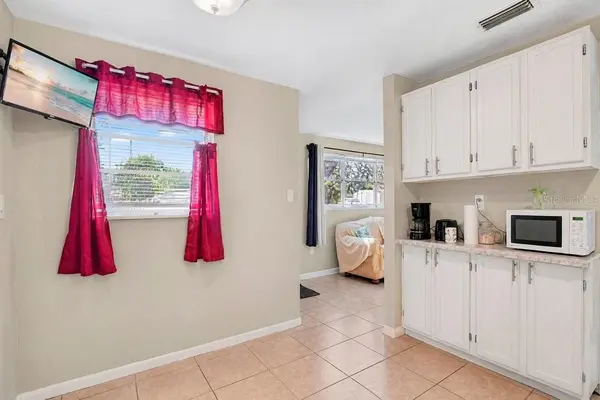 218 DENNIS AVE, Winter Haven, FL 33880
