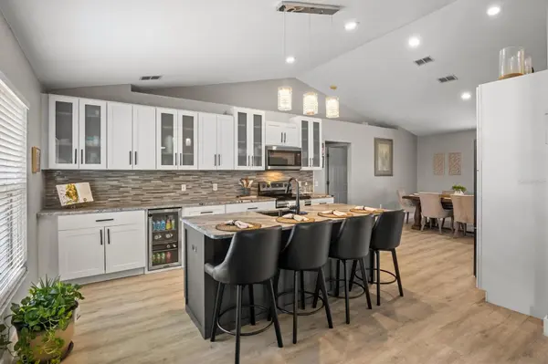 5963 HILLSIDE HEIGHTS DR, Lakeland, FL 33812