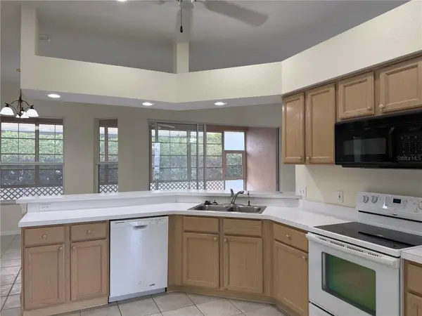 2805 HONEYWELL PL, Lakeland, FL 33810