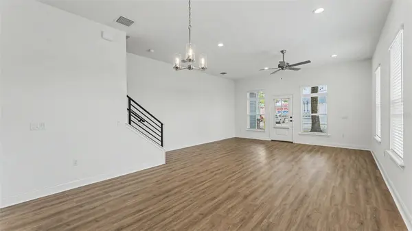 1031 E LIME ST, Lakeland, FL 33801