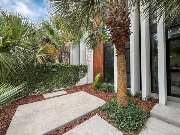 154 2ND STREET SW #Unit 7, Winter Haven, FL 33880