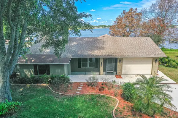 715 S LAKESIDE TER, Eagle Lake, FL 33839