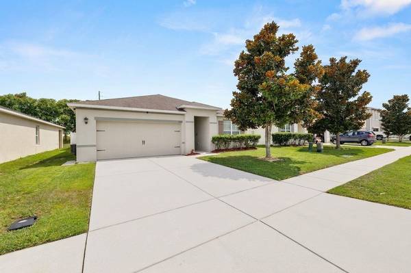 3136 COUNTRY CLUB CIR, Winter Haven, FL 33881