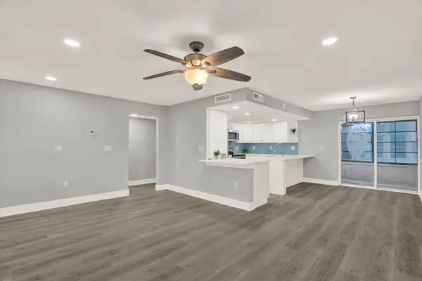 337 REX PL #A, Madeira Beach, FL 33708