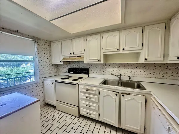 333 LAKE HOWARD DR NW #304B, Winter Haven, FL 33880