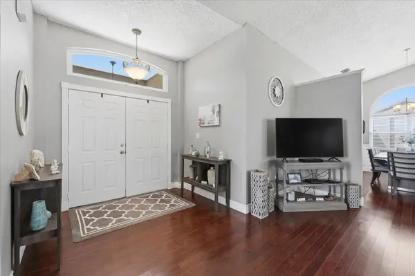 5832 SWALLOW DR, Lakeland, FL 33809