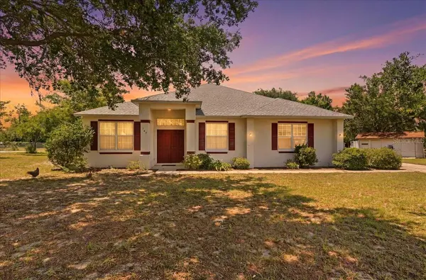 103 N 1ST ST, Eagle Lake, FL 33839