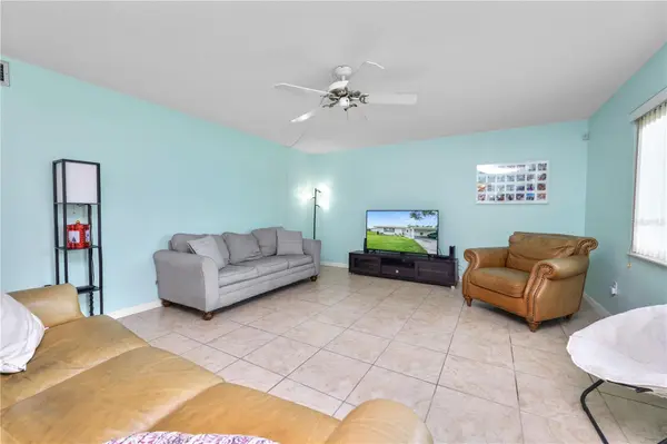 711 BARBER CIR #711, Lakeland, FL 33803