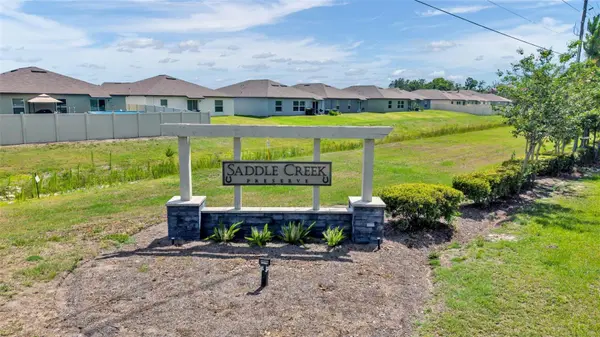 2063 OLD PASTURE LN, Lakeland, FL 33801