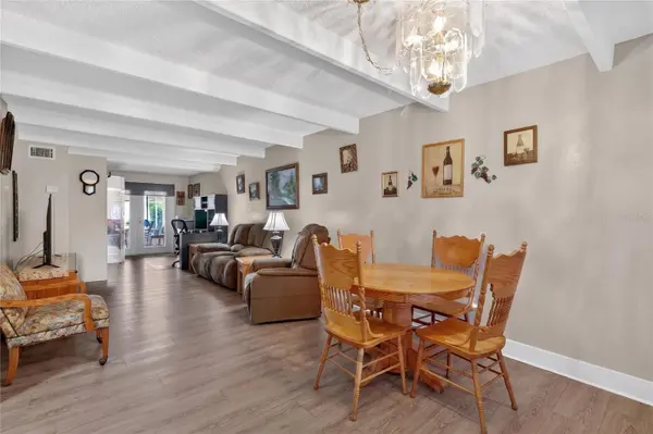1513 CLUB CIRCLE #1513, Lakeshore, FL 33854