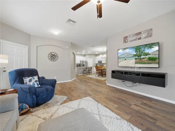 6936 SURREY OAK DR, Apollo Beach, FL 33572