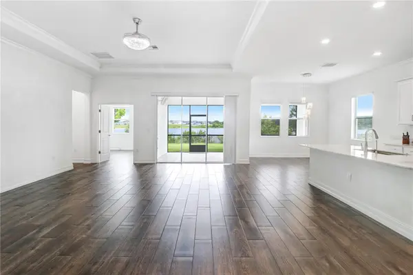 12876 BERGSTROM BAY DR, Riverview, FL 33579