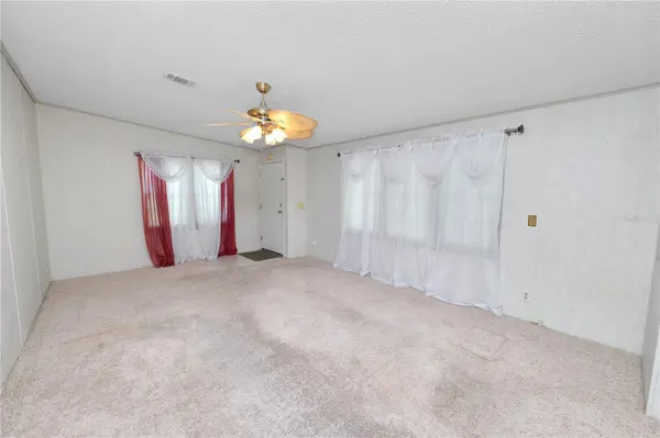 3562 LAZY LAKE DR N, Lakeland, FL 33801