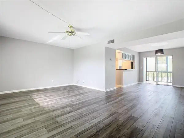 1130 N LAKE PARKER AVE #A302, Lakeland, FL 33805