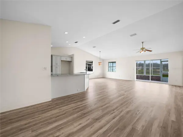 6341 SILVER LAKES DR W, Lakeland, FL 33810